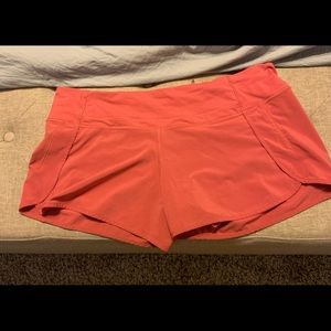 Women’s Lululemon tracker shorts size 12
